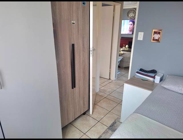 2 BEDROOM HOUSE FOR SALE IN GLEN HARVIE